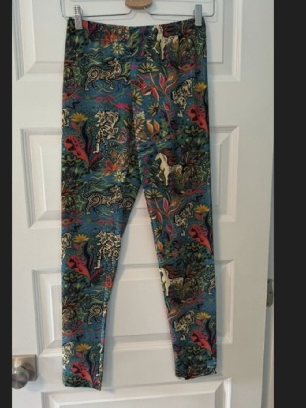 LA DoubleJ Leggings in Colorful Print